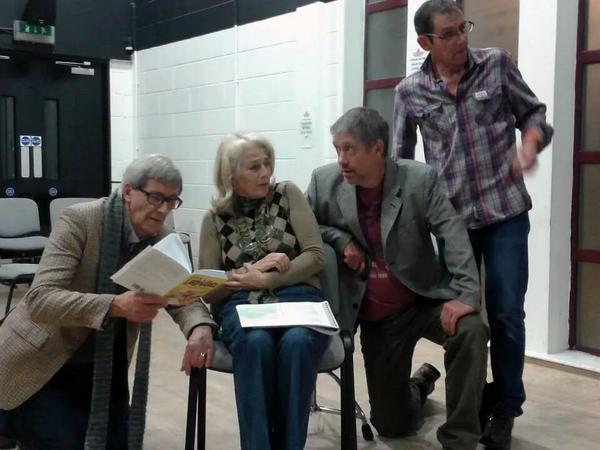 Regent_Rep's tweet image. Rehearsing for @Ladykillersplay @regentcentre :)