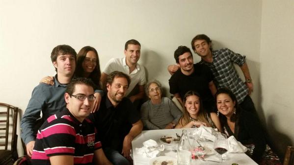 Yaizaml92's tweet photo. Comida en la Lobera de Martin. Buen dia en familia! 😊 http://t.co/tixcb11bxq