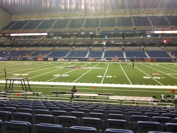 slittle426's tweet photo. Sweet seats at the #utsa football game! Thanks @littlelaura520 #beepbeep #gorunners http://t.co/CyTzpwIfyr