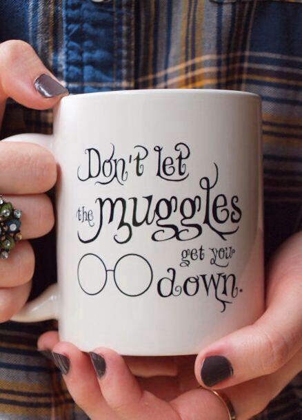 5Potterheads's tweet photo. Necesito esta taza. http://t.co/xjaLhgldzX