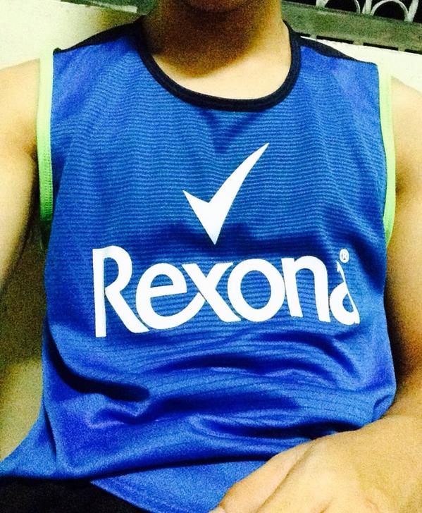 Lawrenz_Ong's tweet photo. 👊 #RunToYourBeat http://t.co/NlFIhlsU9N