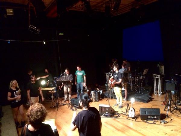 LaColonia_'s tweet photo. Al Teatre El Magatzem de #Tarragona tot és a punt. La Colònia aixeca el teló... @TGNAjuntament @TGNcultura http://t.co/sH3Yxm4YJ7