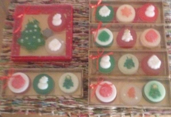 JaboneRecuerdos's tweet photo. Me choca q sea Oct y pensar en Navidad, pero al cliente lo q pida! Plis RT @c_insurgentes @PolancoLomas @bazar_df http://t.co/4MAD4qTV6s
