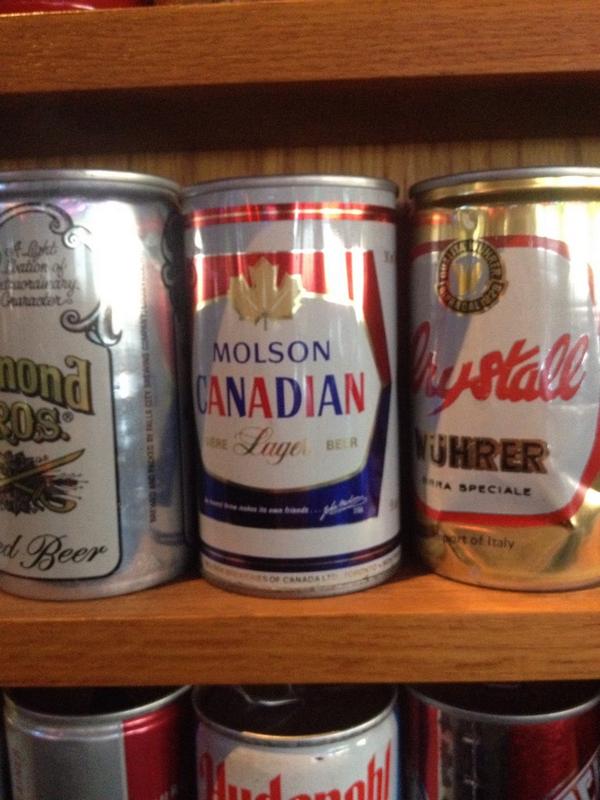 MensLeagueProb's tweet photo. Vintage @Molson_Canadian can http://t.co/g1LCOzW1b6