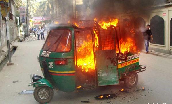 CommonDesiUncle's tweet photo. When you give Uncle the aux cord http://t.co/fWiHOxLIHp