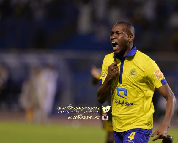 AlNassrFC's tweet photo. النجم عمر هوساوي ينجح في احراز الهدف الأول للنصر
#NFC http://t.co/4ob23Sh2zv