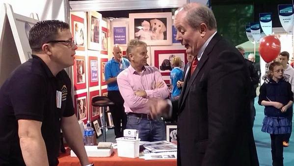bizactiongroup's tweet image. Great to see jeff from @HowardroofingCo  selling his service to @GavinDuffy  at today's #idealhomeshow #bizaction