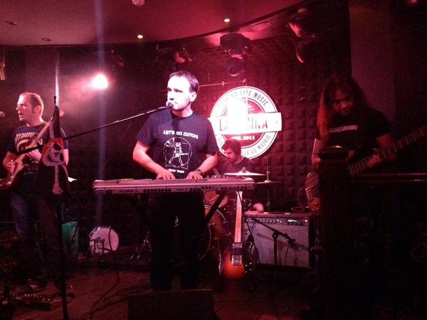 Lets_Go_Dutch's tweet photo. Turno para 'Special Gallery' ahora en directo la @CocinaRock http://t.co/B0YbmrYQOO