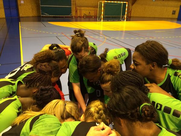 Défaite des #amazones 31/21 face à Metz #battuesmaispasabbatues #onapprendaussidansladefaite #teamAHB