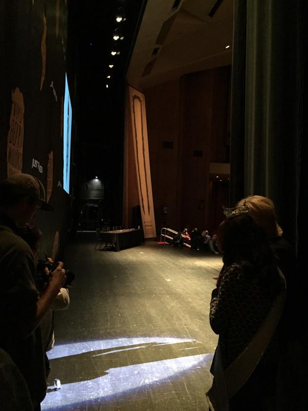 ShanePittson's tweet photo. Backstage! #provorocks #worldbeard http://t.co/AT7YFuRzZZ