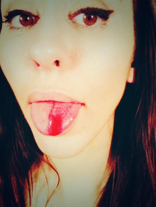 I bit my damn tongue! http://t.co/FWEm9LvtXJ