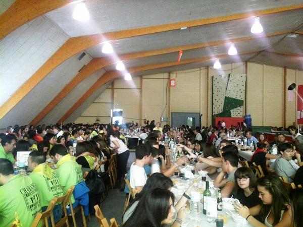 desdeSoria's tweet photo. San Esteban, lleno de fiesta y música con la concentración de charangas. http://t.co/rmG99z5e3W http://t.co/EMfzvnJJA7