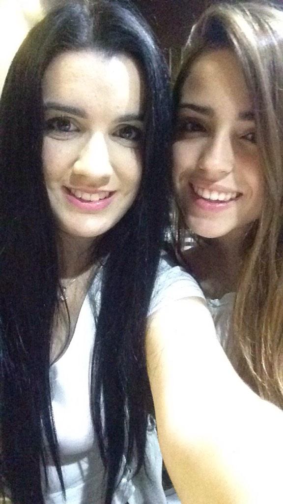 lauragarciaaaaa's tweet photo. Como las quiero 💜@NereidaPerez4 y @olga_152 http://t.co/iZgjCcltGB