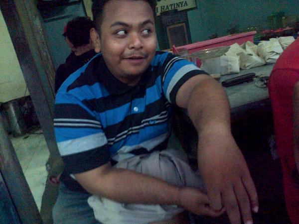 #fotoEndas <a href="/rouyanfauzi/">Rouyan Fauzi</a> maneh | <a href="/kid_syim/">Wong Fei Hung</a> <a href="/BagoosDindong/">Dindong</a> @Raafi_dwi <a href="/DenPeyog/">Den peyog</a> <a href="/Momoodiah/">Momoo</a> <a href="/lathep_dop/">M Sofyan Dhani</a> <a href="/bobo_amstrong/">Bobo Amstrong</a>