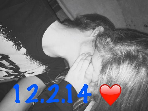 TACOhaterr's tweet photo. I2. O2. I4💏💑❤️ http://t.co/xuhZByK98b