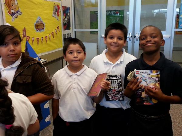 Lewis_Longhorns's tweet photo. Longhorns &amp; Reading = Excellence! http://t.co/4DYFUlmxoM