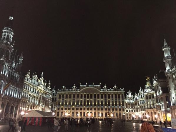 OneRepublic's tweet photo. WHOA.        Brussels at night is insane http://t.co/KlKWTb8giA