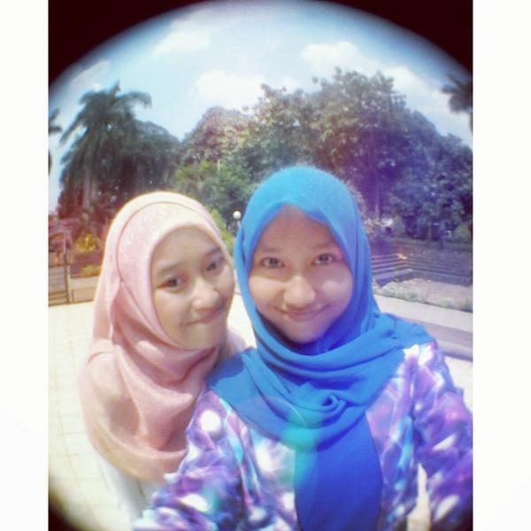 virda_aurel's tweet photo. ga jadi pemotretan d TMII akhirnya foto" aja :p http://t.co/H6krp2Q7FB