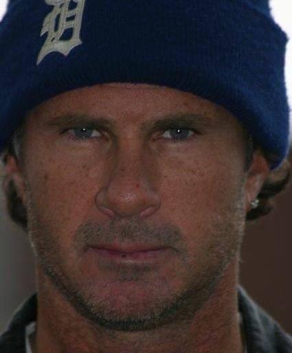 Happy Birthday to one of the best drummers out there,Chad Smith of the 