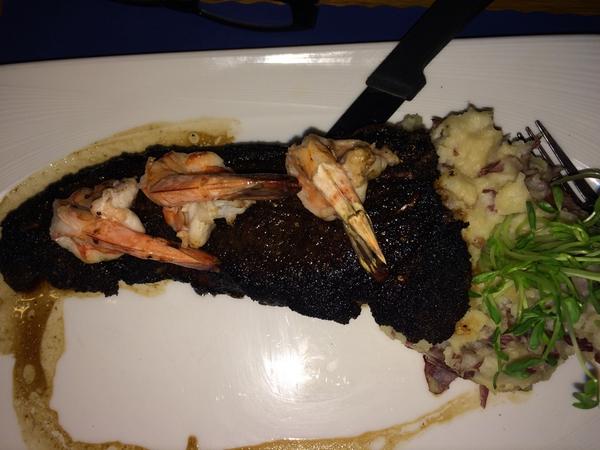 Fryingpan2005's tweet photo. @JessieJaneDuff @RobbyConklin @trimmgi @bblanken01 Blackened Steak Rare ,,, for The FryGuy #HavingAFew I http://t.co/G1WfXFGuMX