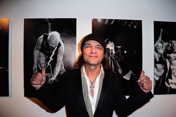 OMG;; Happy birthday Matthias Jabs <3 