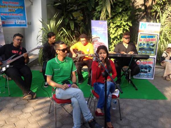 VignetID's tweet photo. CFD on this morning http://t.co/ptOIVX2Jef