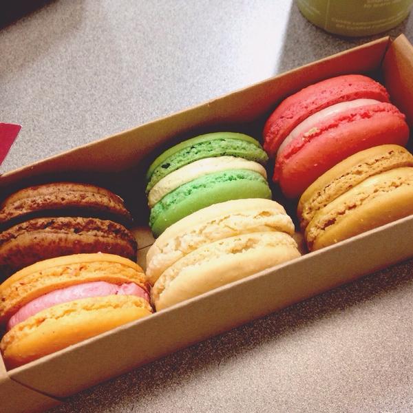 WCWomensShow's tweet photo. Those look lovely! @roseandlea: Nummy macarons from @SweetTheaMarket at the West Coast Women's Show! ๐ #WCWS2014 http://t.co/guQtH3VFxH"
