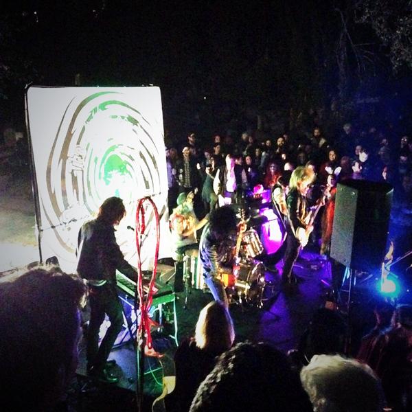 HealthSciGuy's tweet image. Guns n Roses among the living at #JerseyCity Harismus Cemetery @jerseycity @SeenInJC