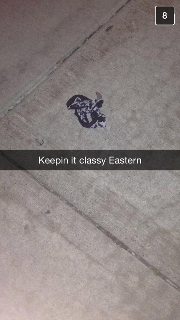 emusnaps's tweet photo. http://t.co/FvafAE7zzE