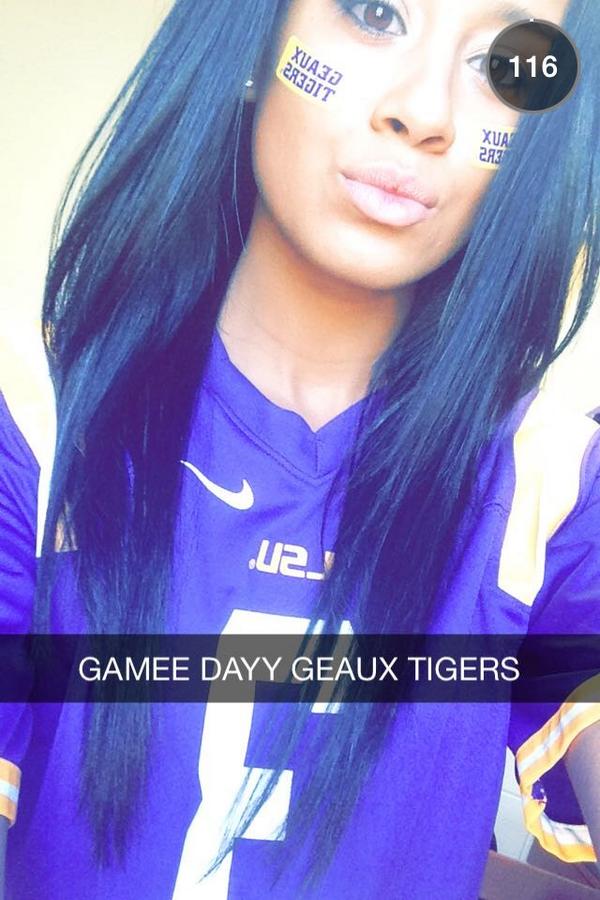 rjfortune10's tweet image. Looking at the college football story on snapchat and found bae #LSUBOUND