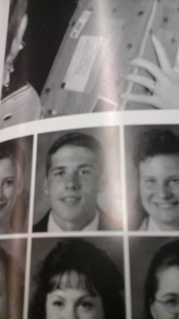 LizabethAnne28's tweet photo. @fryman_josh @KennyFryman check out these little gems I found! #freshman :) haha http://t.co/RRoI9T6Am5