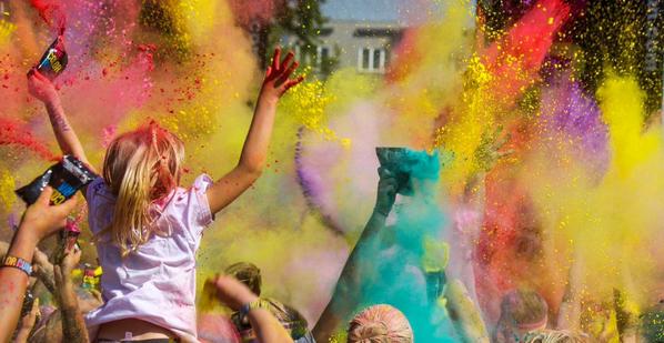 TheColorRunHK's tweet image. The Color Run #HongKong opens for registration Nov 7th @ 8am on our website! RT if you're joining the #happiest5k!