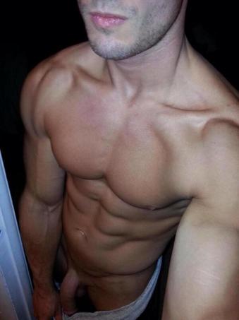 #nakedsunday http://t.co/UsOTTFhWKV<a href="/tag/nakedsunday"class="tags">#nakedsunday</a>