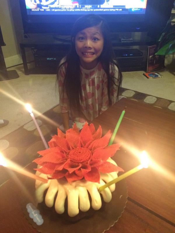 ManeeshaJones's tweet image. Ana says thanks for an awesome birthday present @1caylebjones #2touchdowns #winning #lovemybigbrother