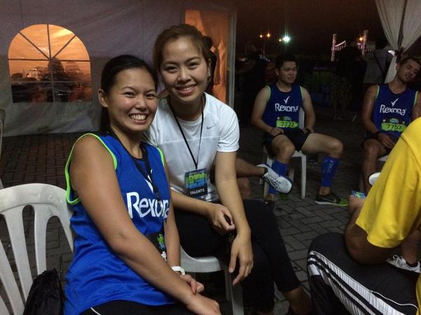 teammagkapatid's tweet photo. Sprint-repeat? Earlier at #RexonaRunToYourBeat . Thank you for having us! :) #AmazingRacePHILIPPINES http://t.co/t1tHcS9Wga
