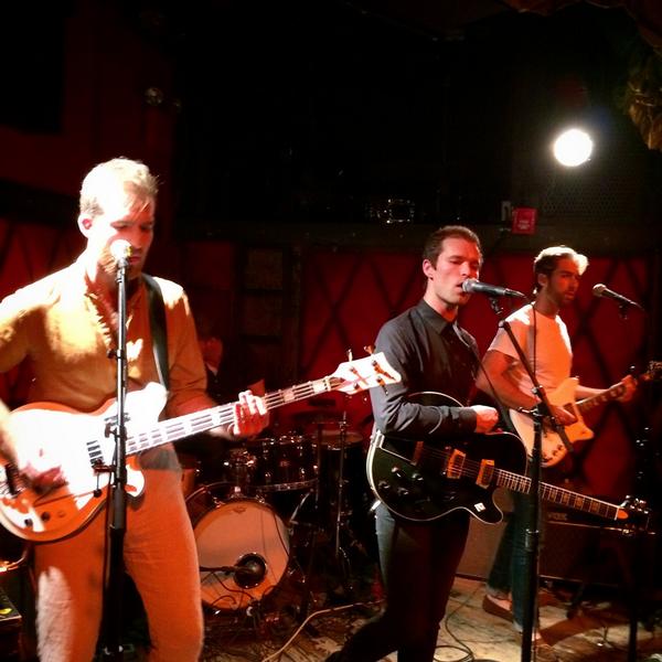 Wonderlous's tweet photo. Wrapping up #CMJ week with @LocksleyMusic.  Perfect.  @RockwoodNYC #whereislocksley http://t.co/BFoVwyGHhb