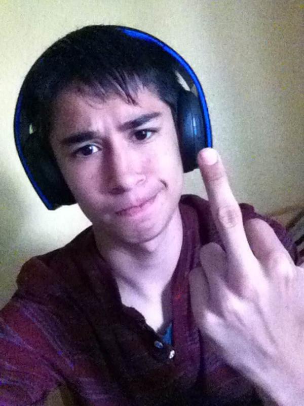 Out_Kawaii's tweet photo. @Agony http://t.co/BHp1X1XUIh