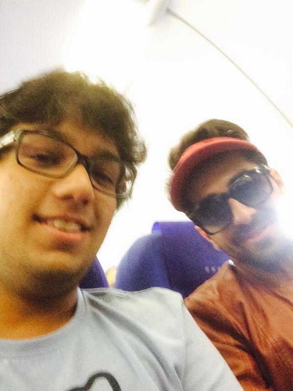 ayushmannk's tweet photo. Hey, this flight isn't moving bro! Phew! RT @neelgbc: With @ayushmannk in a plane going to Chandigarh..!!! http://t.co/v44Ve1U5Dk