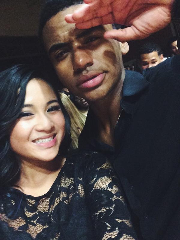sophiyer's tweet photo. my date &amp; I killin it doeee. 😍 #hoco2014 #Hendouk  @mekhihendo http://t.co/s866y9Tb88