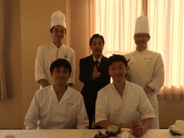 Uzivatel 桝谷 周一郎 Na Twitteru 盛岡調理師学校の調理際にきました 真ん中は 校長先生 校長先生が朝1番の新幹線で 来て下さいと 笠原先生約束した新幹線の一本前に乗車 さすがスピーディー おいら時間どうりの新幹線にのりまさかの学校で3時間待機 Http