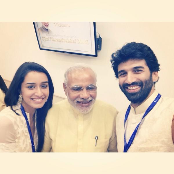 Shraddha Kapoor and Aditya Roy Kapoor With Narendra Modi | Veethi