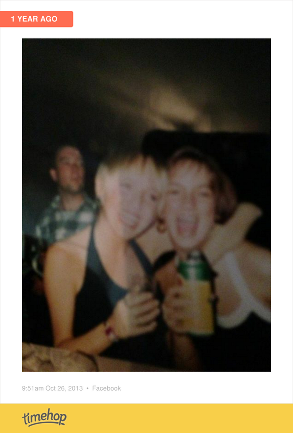 rocque71's tweet image. Me and Sammie Malia 1994 🍸❤️ cherished memories 💕 timehop.com/c/fup:10202582…