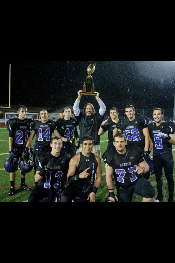 SumnerFootball's tweet photo. The Shepherd and his Black Flag Cru' #Bone2Bone http://t.co/55K2STpM41