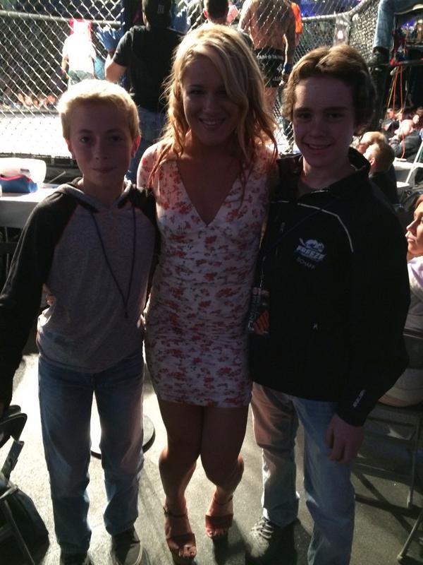 feliceherrig's tweet photo. Such cuties RT @corhan34: @feliceherrig thanks for the picture! http://t.co/O5kqZ8sH9F