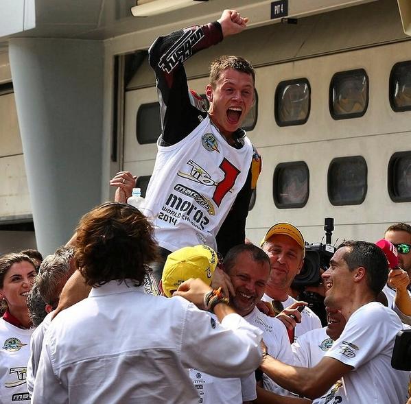 World champion Moto2! 
Va por ti mama! QK❤️