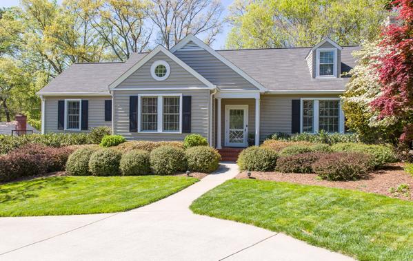SharonWilson1in's tweet photo. New Price! 135 E Tallulah Drive, Greenville, SC 29605 $675,000
#realestate #Augustard http://t.co/sORUAl0WKO http://t.co/Zsx9XWSLpW