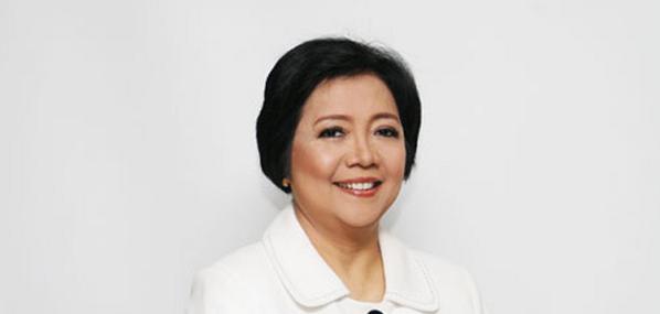RadioElshinta's tweet photo. Ketua DPP Partai Nasdem Siti Nurbaya Bakar ditunjuk Presiden Jokowi sbg Menteri Lingkungan Hidup dan Kehutanan. http://t.co/8coKqVikit