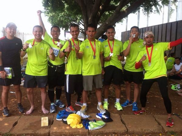 ikastarun's tweet photo. Para ikastarunner yg berhasil finish Full Marathon. Selamat ya buat pencapaiannya. @ikastara_org http://t.co/8Ln0BwJ5X4