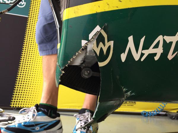 Buena posición en una carrera muy difícil. Así ha quedado mi moto... // Good result for a difficult race.