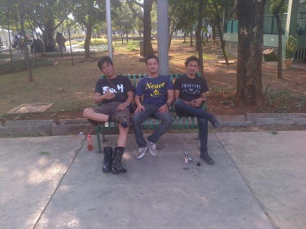 PaYono's tweet photo. @taman menteng http://t.co/ZtMpveIoXE